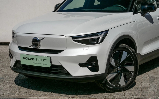 Volvo XC 40 cena 229900 przebieg: 5850, rok produkcji 2023 z Lubniewice małe 436